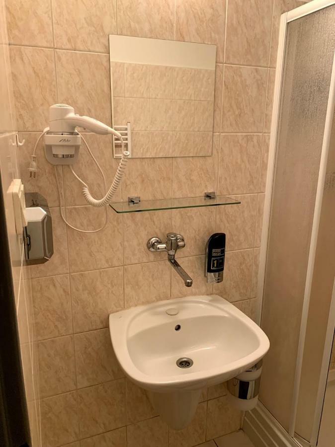 Ubytovanie Violet Ważec Zewnętrze zdjęcie